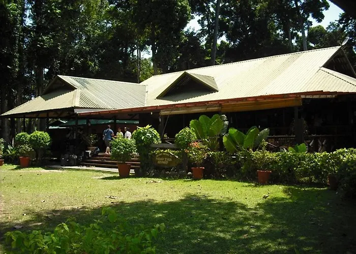 Pulau Tiga Resort